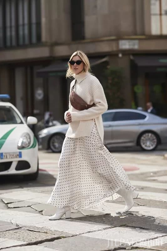 欧美街拍 秋季穿搭套头衫好看又保暖