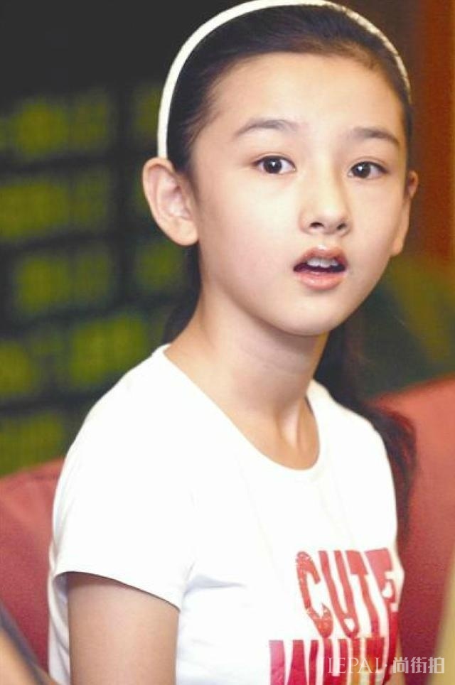 宋祖儿大学生活太美好爆肥7斤 网友:脸越来越大了