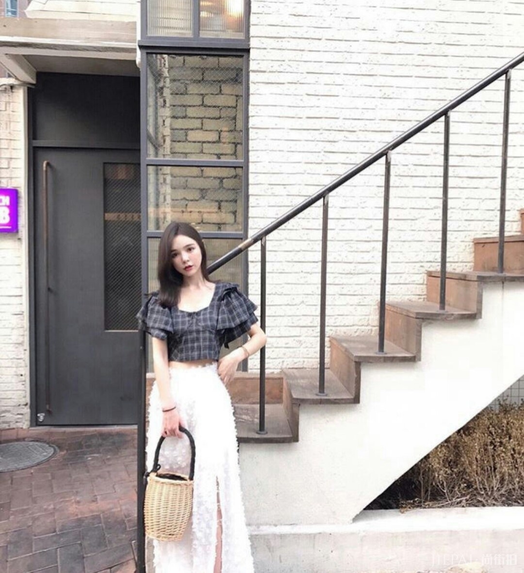 身材娇小的妹子,这样穿也能显大长腿!