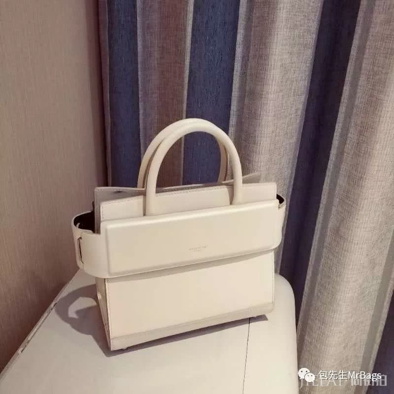 这里有一份最全的流行包包介绍 有你看中的吗?