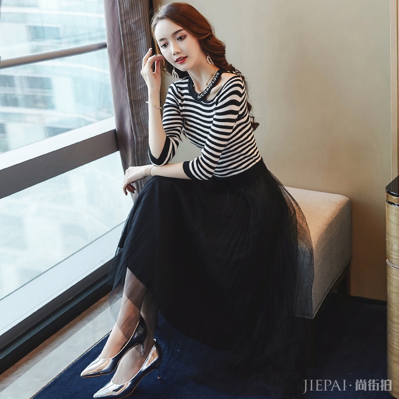 3、40岁女人,穿小香风裙子洋气又美嫩