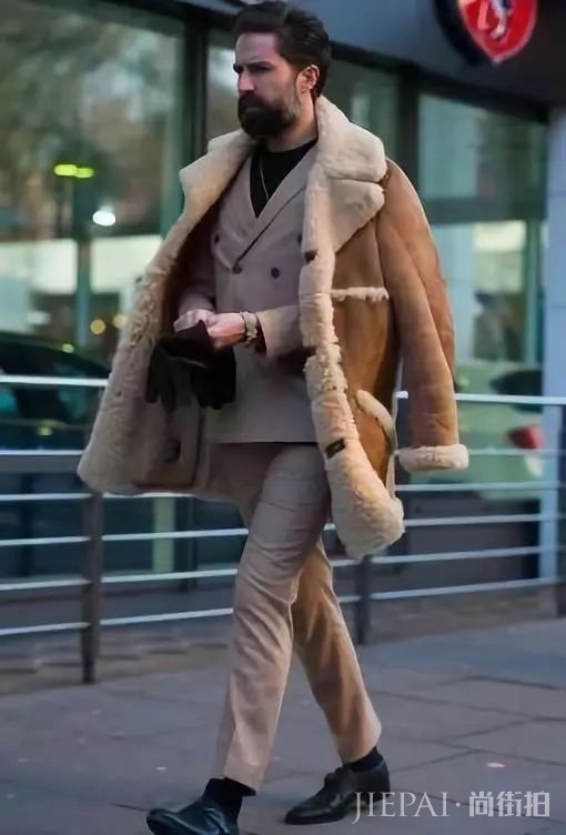欧美潮男街拍 外套要够大才能够有型