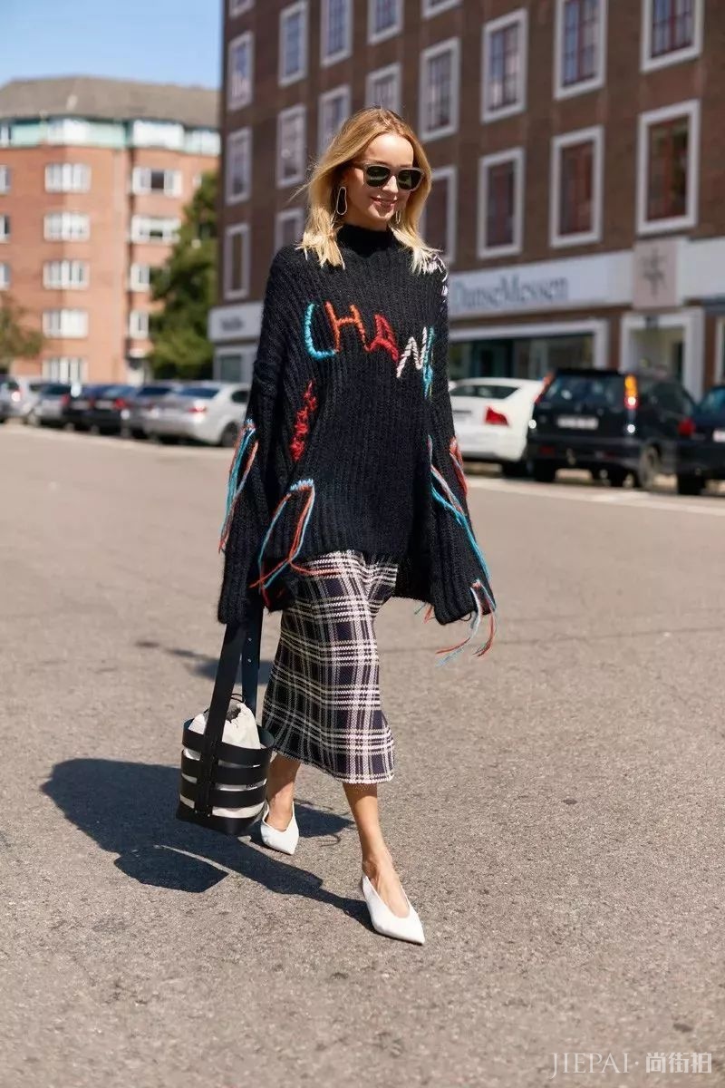 毛衣+半裙，毛衣+阔腿裤…保暖又时髦，从秋穿到冬的搭配！