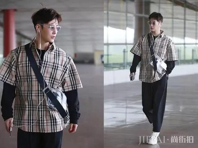 男女生都该学的T恤与长袖叠穿穿法:长袖内搭,配T恤更时尚