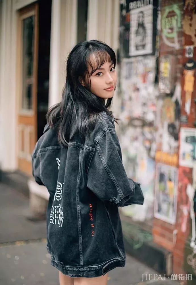 小个子如何选牛仔颜色，穿上才最显白显瘦？