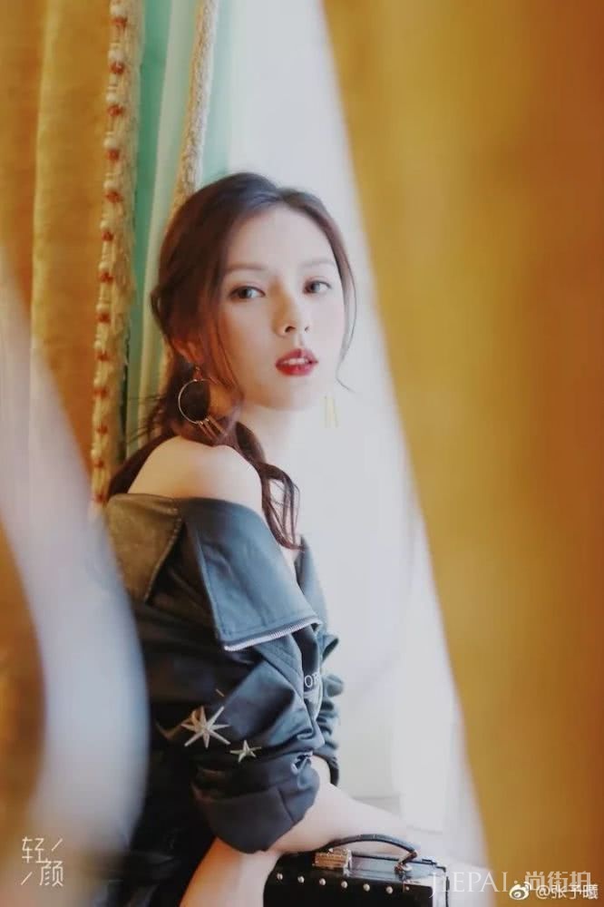 张予曦水玲珑刚出场就被网友Diss颜值,可你确定素颜比她美?