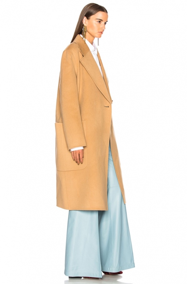 为大家推荐几款小众的大衣女品牌