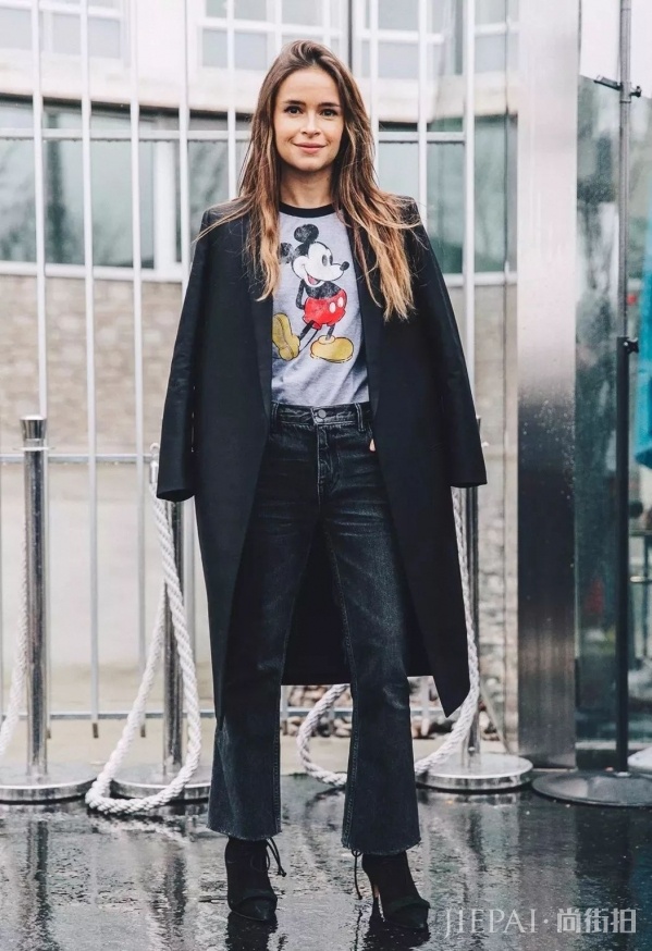 女生秋冬穿什么裤子好看?秋冬应该穿上一条这样的裤子