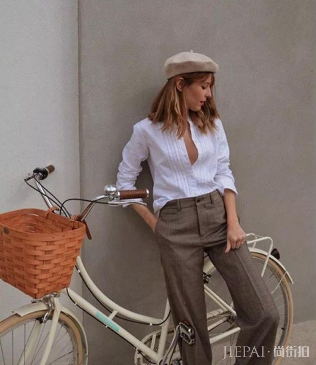 秋冬季如何穿？这3件单品很流行，极简风也能穿出时尚感