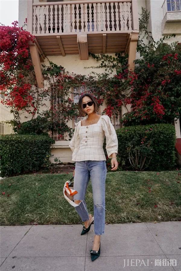 你的T恤还没穿腻么?看看时尚博主们都在入手哪些单品吧