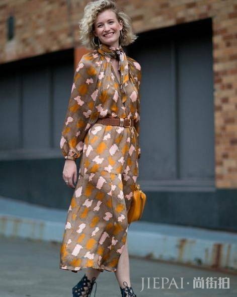 秋天一定得买一条长袖连衣裙，我是认真的！