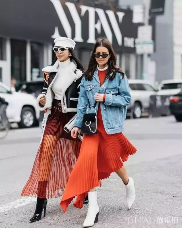 街头潮人告诉你 秋冬季度穿这6条裙子，美过一整年