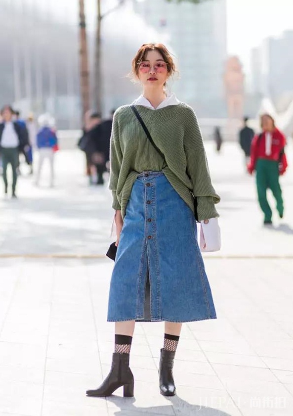 秋冬pick裙子+短靴，诠释不一样的成熟魅力，心动了吗
