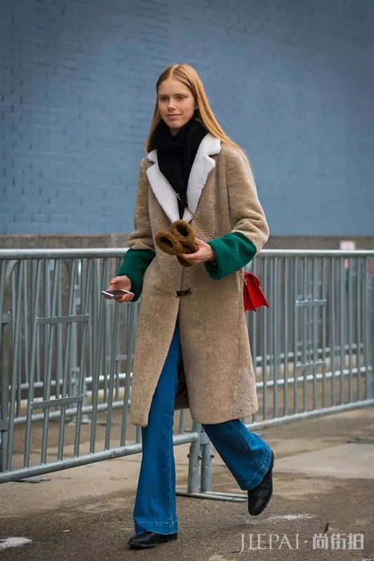 女生秋冬穿什么裤子好看?秋冬应该穿上一条这样的裤子