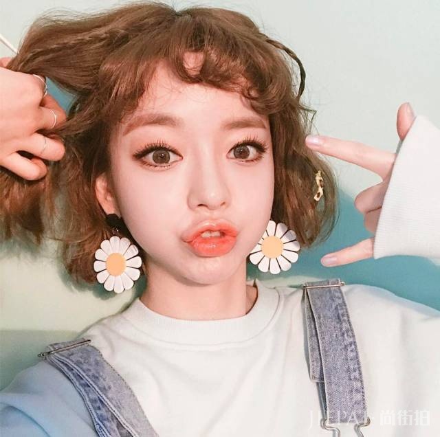 刘海加点“小卷”造型,让你美颜胜似小仙女!