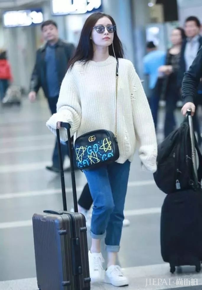 毛衣+半裙，毛衣+阔腿裤…保暖又时髦，从秋穿到冬的搭配！