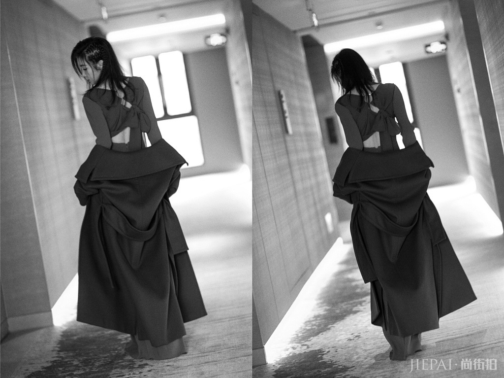 怎样都女神！李冰冰红黑look转换无压力 大秀完美曲线女人味足