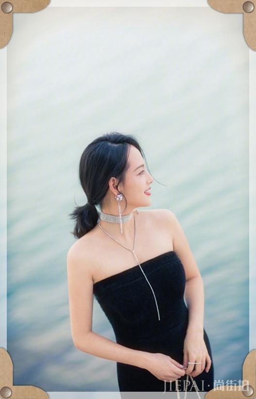 看肩宽的张嘉倪如何穿衣！