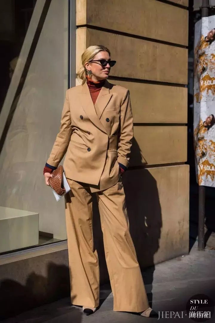 2018秋冬,你的衣柜还缺了一件高领毛衣