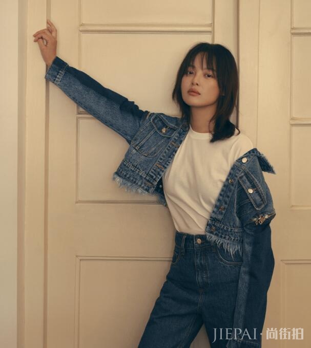 江疏影这款“锁骨发”撩人于无形,难怪辛芷蕾也在剪?