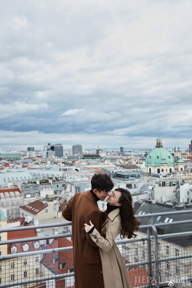 唐嫣最成功的大片是她的婚纱照 甜蜜有质感！