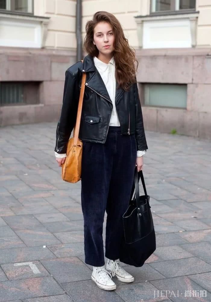 小时候的灯芯绒还记得吗?2018又火了,她们穿上美到犯规