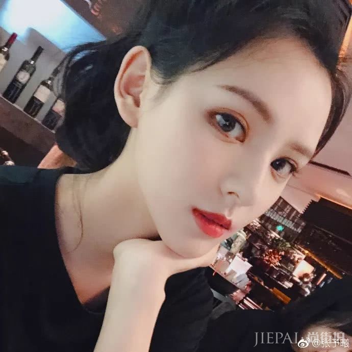 张予曦水玲珑刚出场就被网友Diss颜值,可你确定素颜比她美?