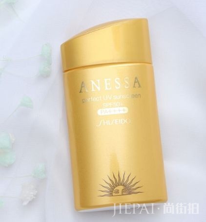新手买什么化妆品 这些化妆品新手必买