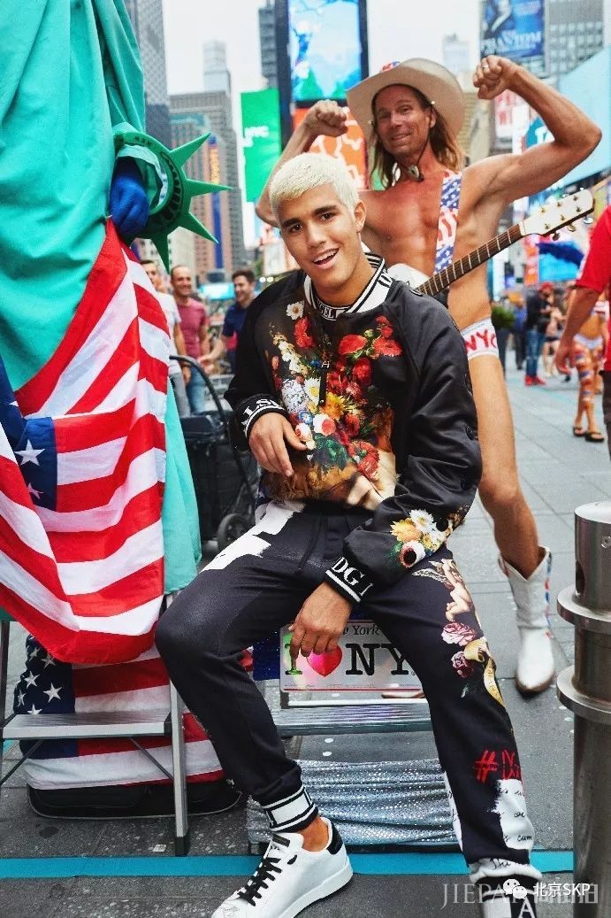 DOLCE&GABBANA | 街拍时髦秘籍