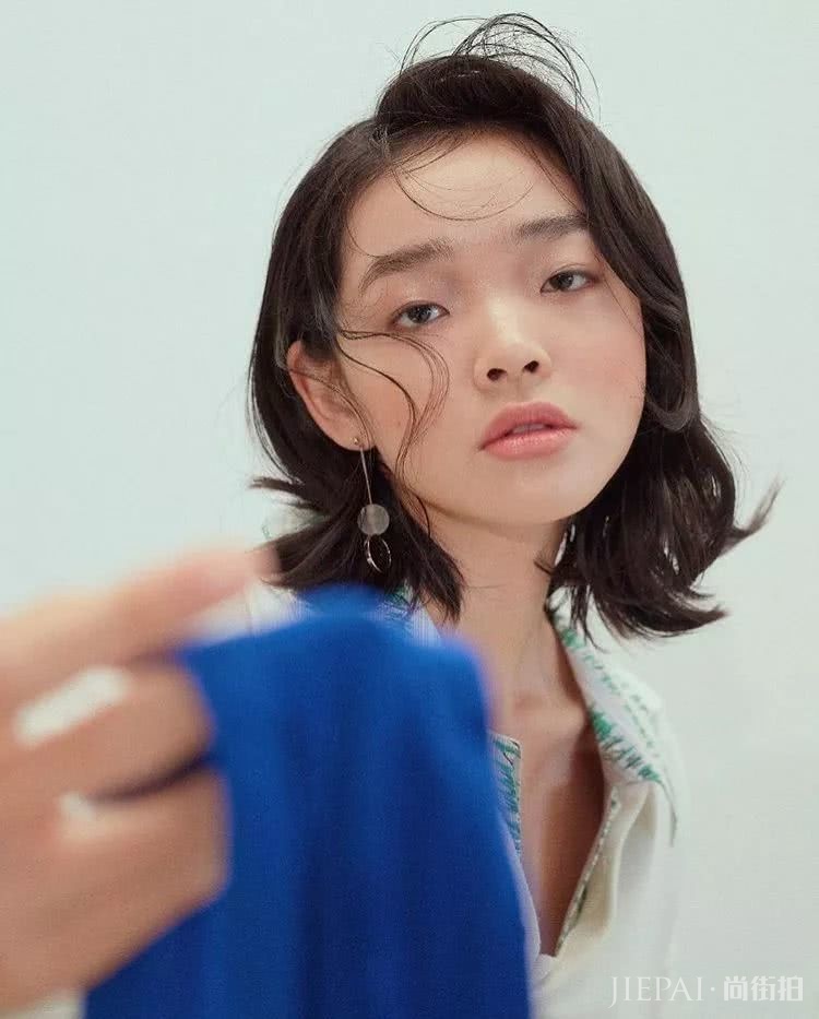 外网吹爆的厌世脸亚洲超模,原来也是非主流网红脸