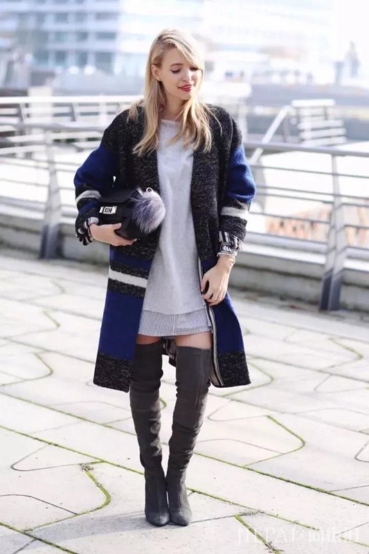 女生秋冬大衣里面穿什么好看?