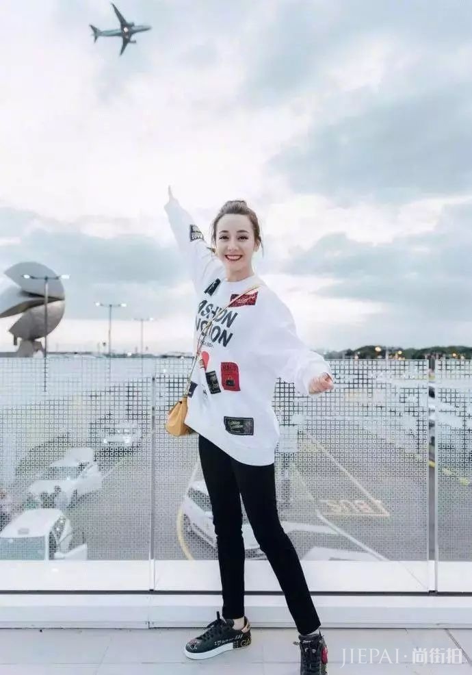 卫衣新穿法，你要这么穿也好看