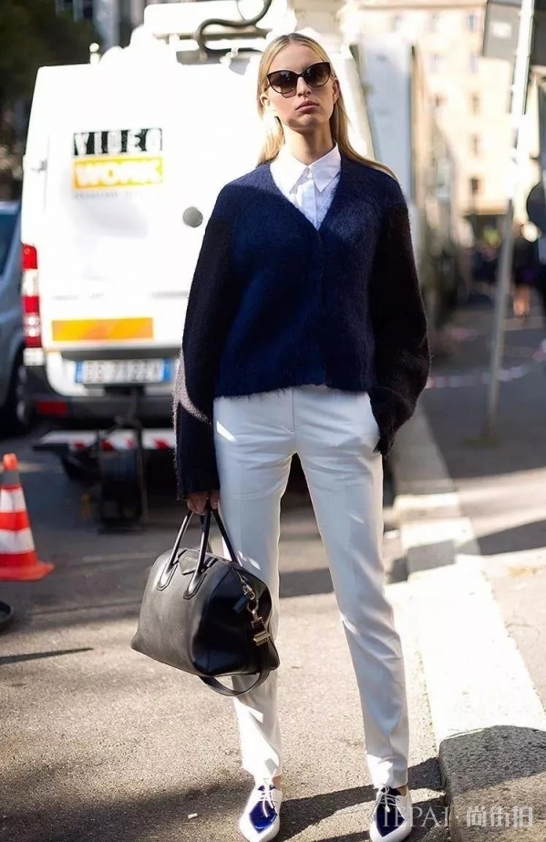 2018秋冬回头率100%的针织衫穿搭大法