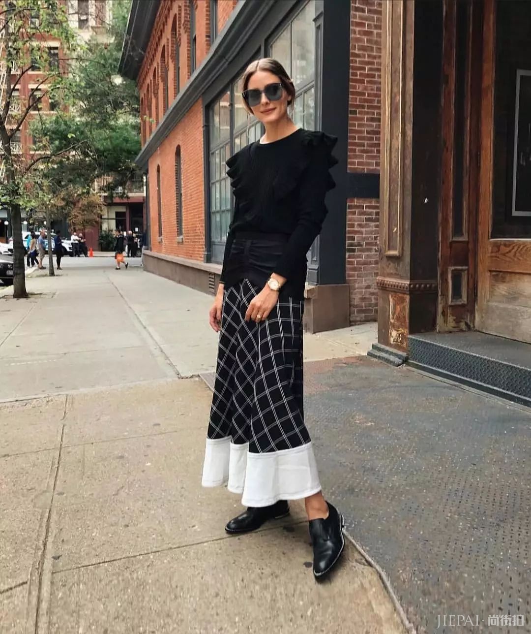 又又又又双叕到了穿毛衣的季节,今年穿这几款毛衣美翻整个秋天!