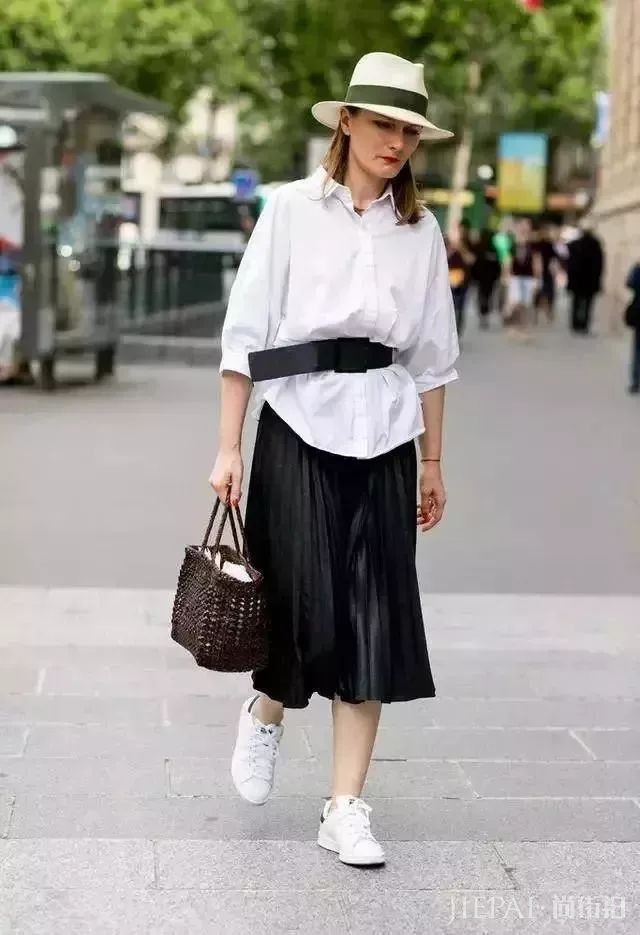 百褶裙显胖、显胯宽？学高圆圆不同身材不同穿法，时髦仙气还有范儿！