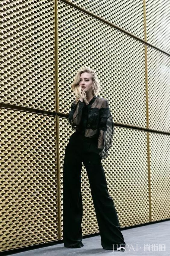 她身高只有155，却比175的模特穿衣还显得好看！