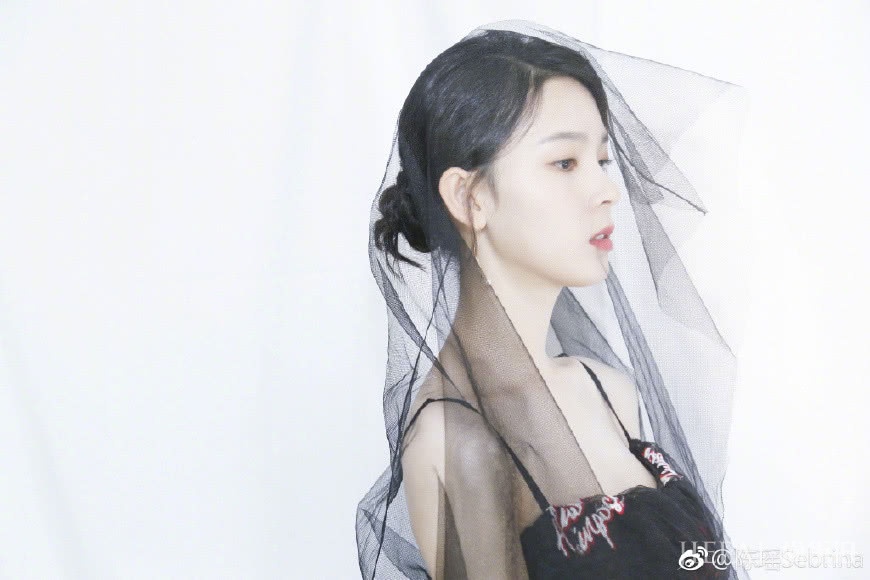 陈瑶只是剪波波头短发,秒变成“小精灵”,这发型有魔力,美呆了