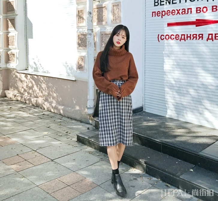 高领针织怎么搭好看 7种穿搭方式让你穿出秋冬时髦感