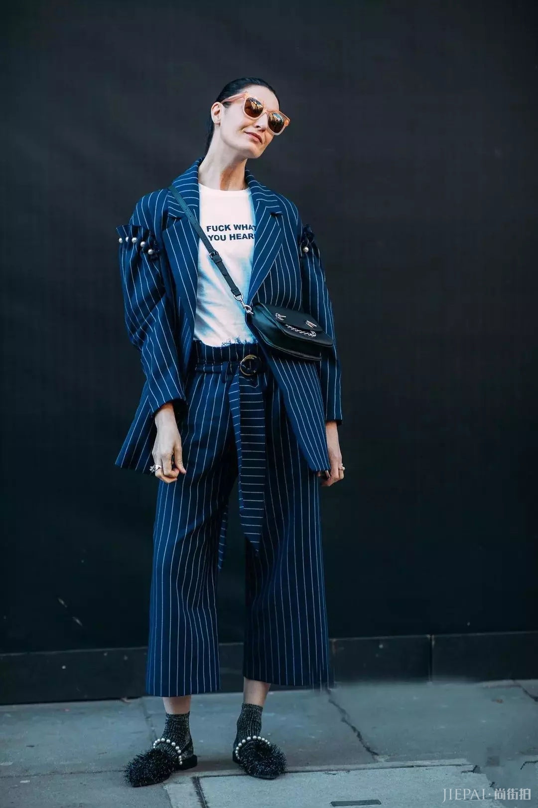 小个子女生今秋最高级有气质穿搭法!小个子穿能显高十公分!