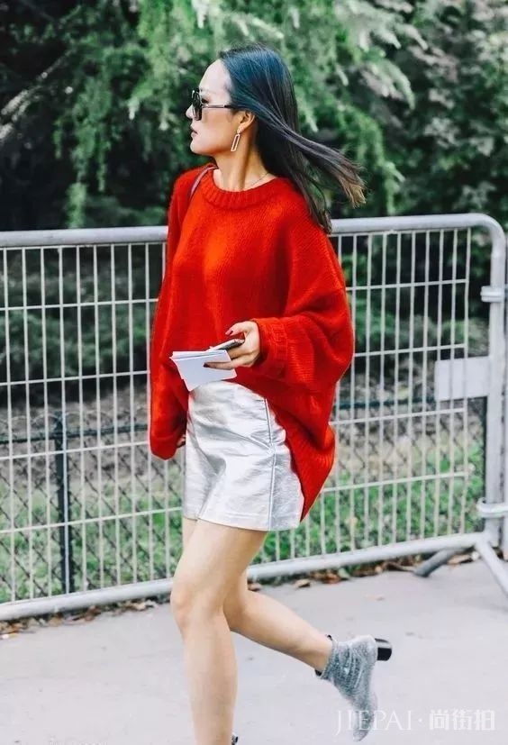 秋冬这样穿毛衣,你就是小仙女!
