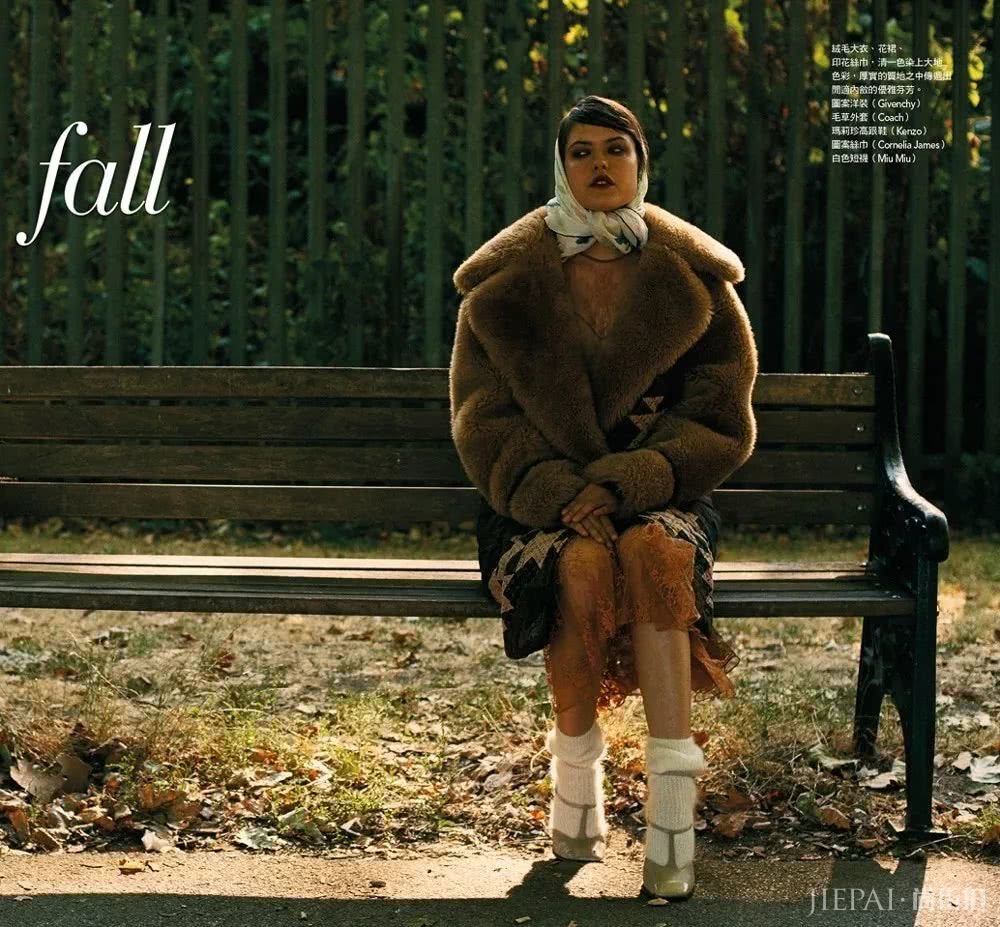 你的手机屏保也该换上“秋装”了，最美的都在这里