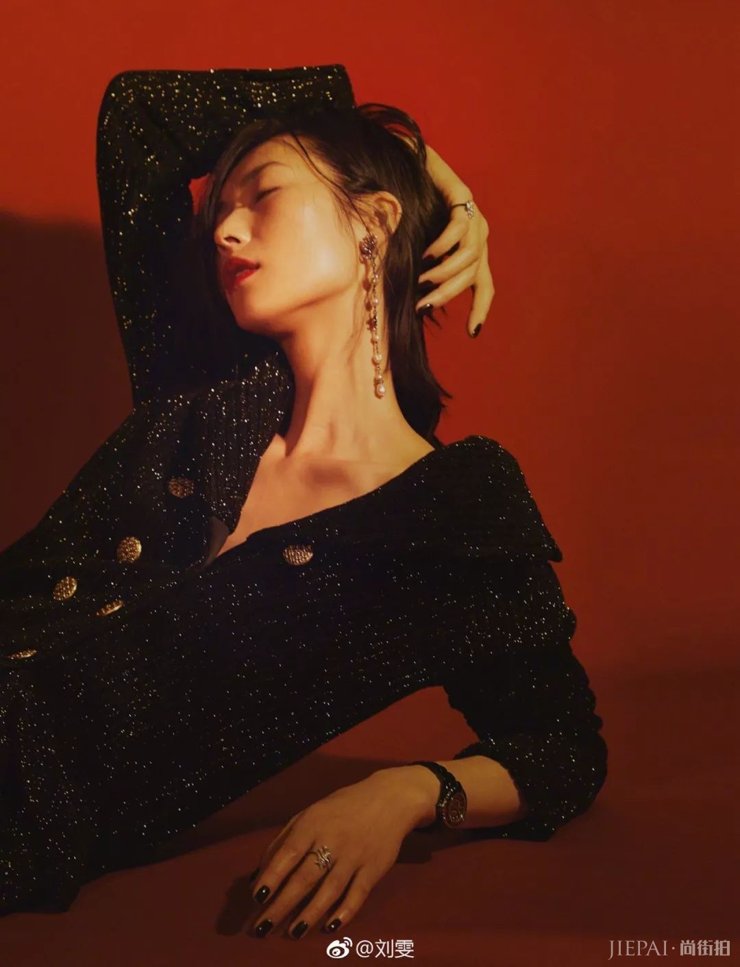 刘雯性感起来，就没别人什么事了！