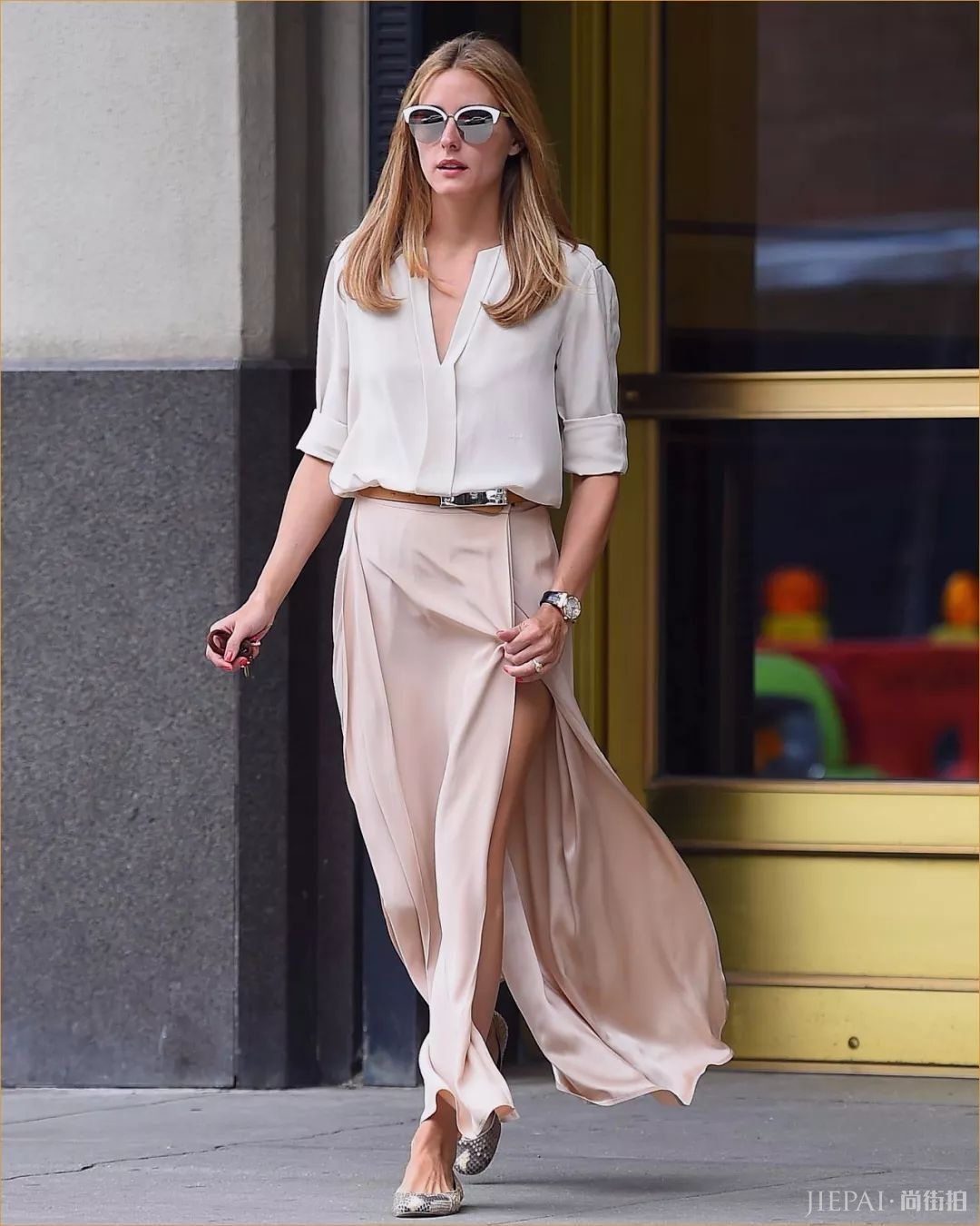 富有悬垂感的白衬衫，每款都想要！