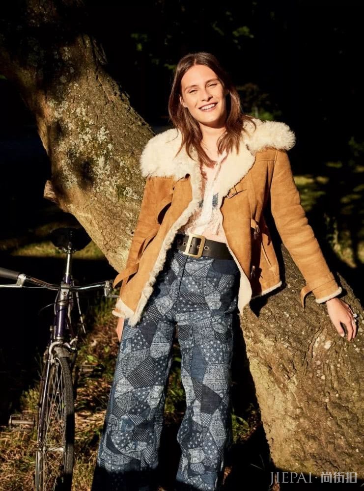 你的手机屏保也该换上“秋装”了，最美的都在这里