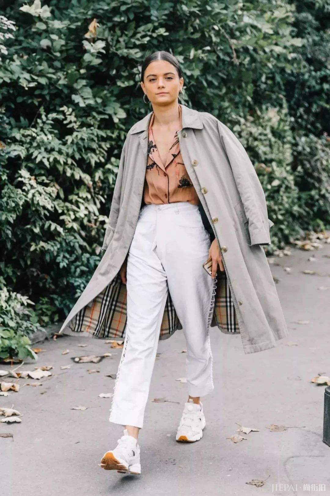 外套里面怎么穿？来看看这5款内搭吧 包你满意！