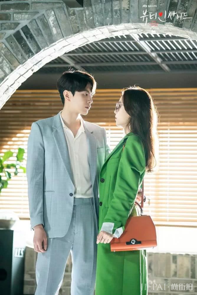 每个月都换脸是什么体验?这部高能韩剧告诉你