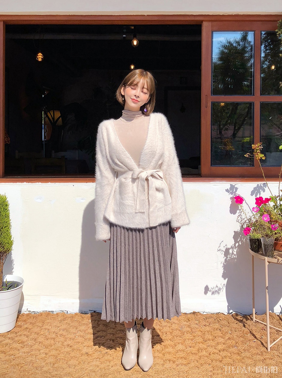 高领针织怎么搭好看 7种穿搭方式让你穿出秋冬时髦感