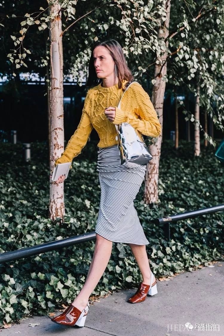 欧美街拍 秋冬穿黄色服装可以这样美！