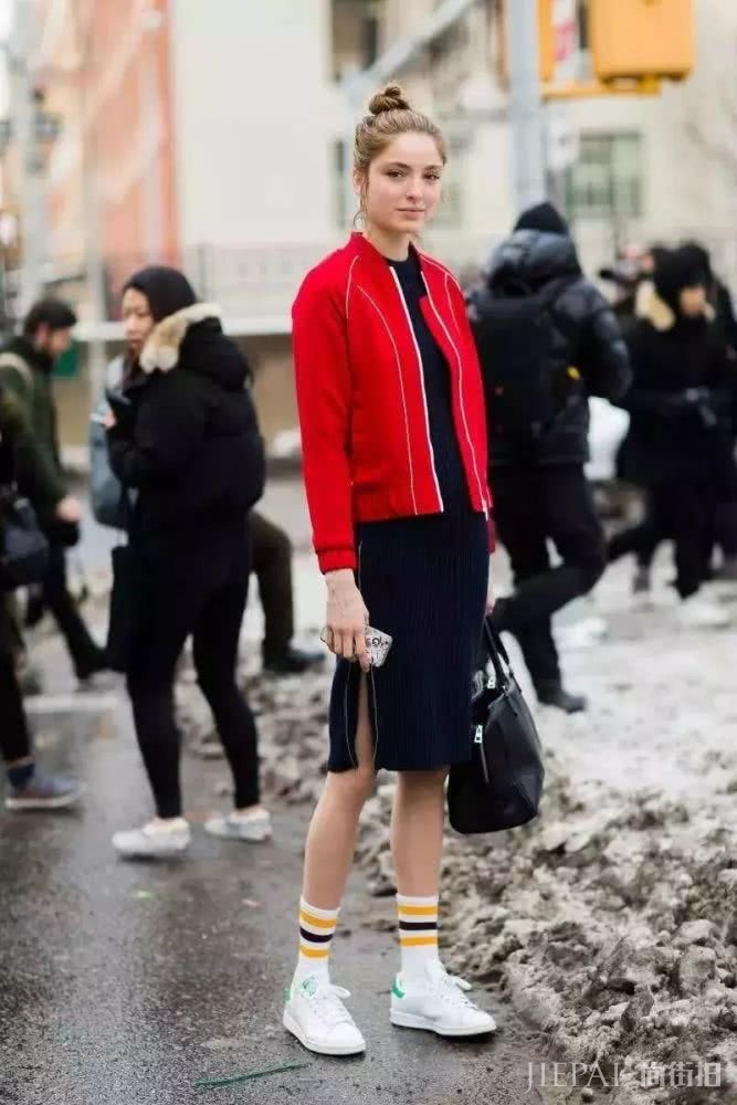 秋冬穿鞋一定要搭配这个单品，实在太好看了