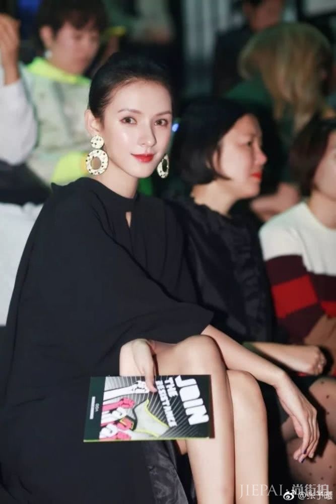 张予曦水玲珑刚出场就被网友Diss颜值,可你确定素颜比她美?